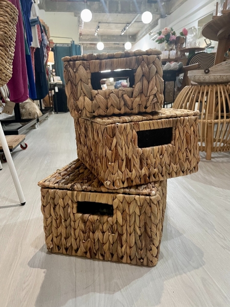 NATURAL CUBBY HANDWOVEN - M